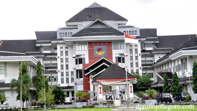 Rekomendasi Universitas Berkualitas di Ambon